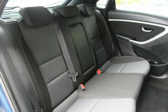 2014 [SOLD]    Mobile Image 23