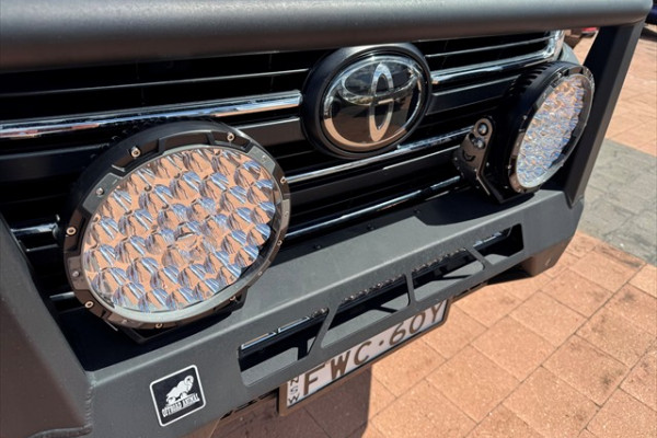 2022 Toyota LandCruiser FJA300R GXL SUV Image 8