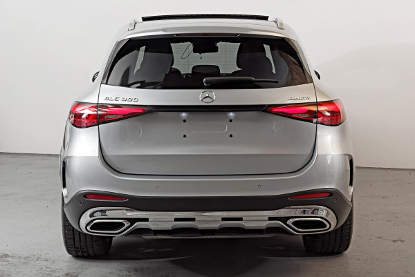 2023 Mercedes-Benz GLC-Class X254 GLC300 SUV image 5