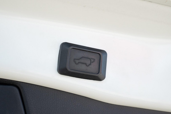 2021 Toyota RAV4 AXAH52R Cruiser SUV Image 22