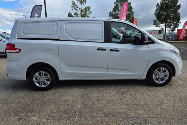 2025 LDV G10 SV7C + Van