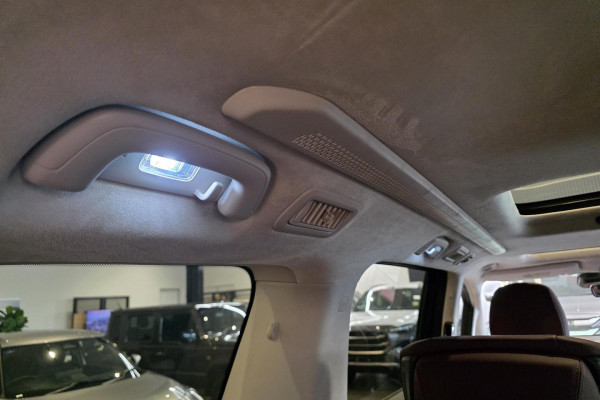 2026 GAC M8 PHEV  Premium People Mover Image 34