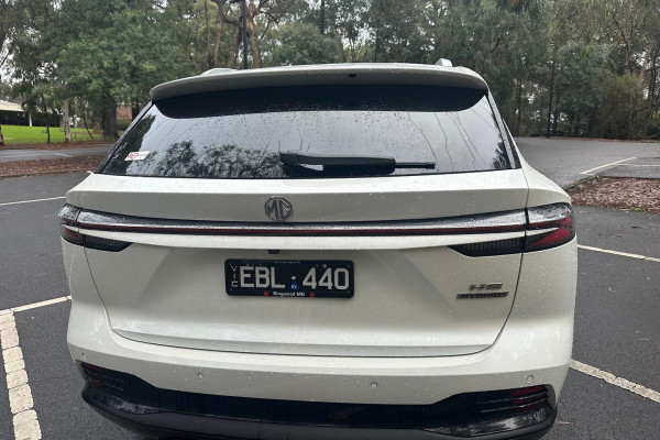 2025 MG HS AS33H Essence Hybrid+ SUV Image 8