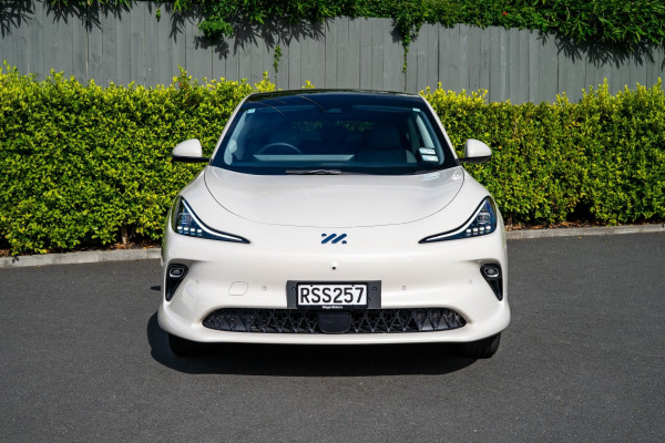 2026 MG IM6 100 RWD EV SUV Image 4