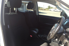2013 MY14 Toyota HiLux SR 4x4 Double-Cab Cab-Chassis Cab chassis - dual cab