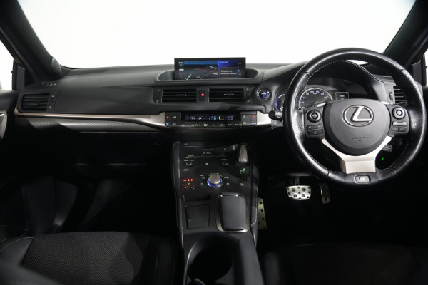 2019 Lexus CT 200h. Hybrid F Sport Hatch image 14