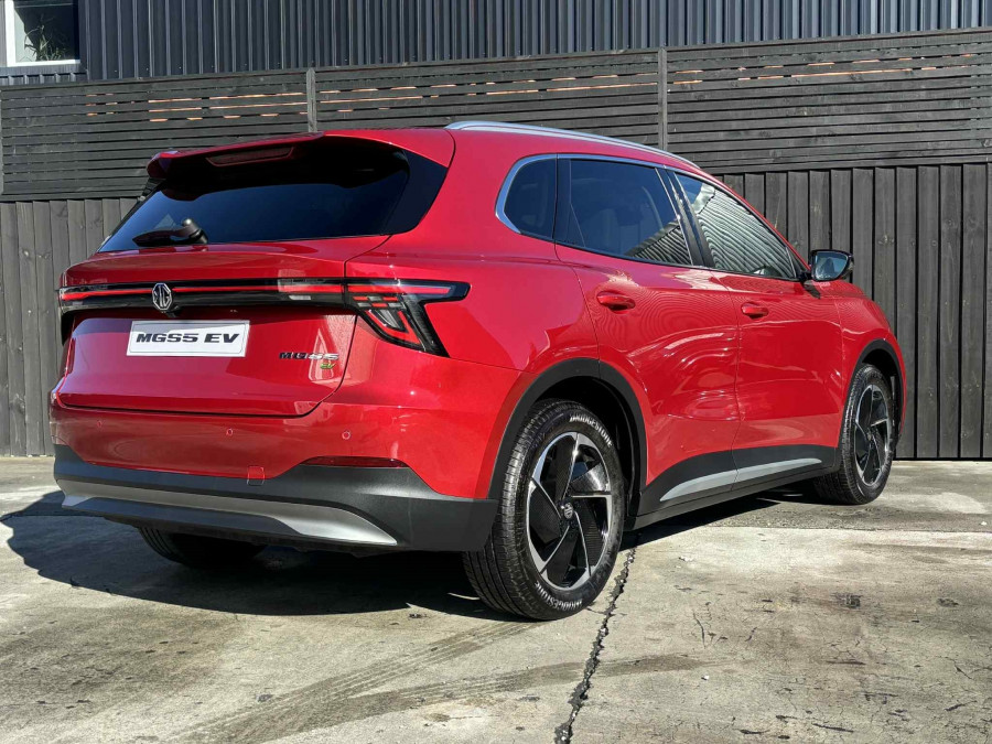 2026 MG MGS5 EV ZS3EM Essence 62 SUV Image 3