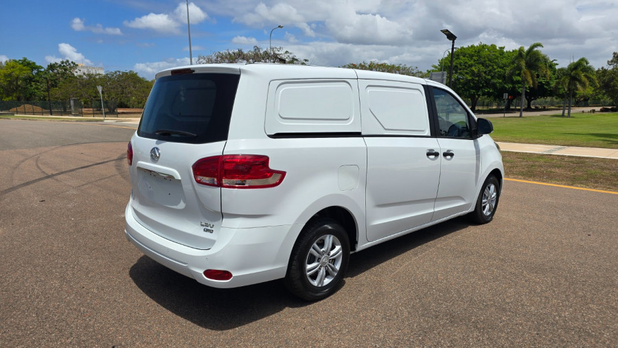 2026 MY25 LDV G10 SV7C + Van Image 15