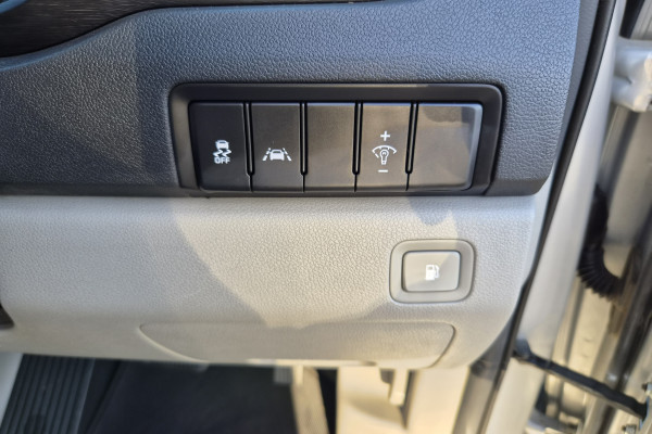 2020 Kia Carnival YP S Van Image 21
