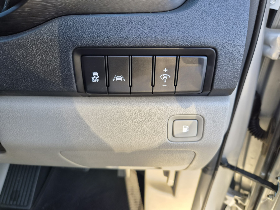 2020 Kia Carnival YP S Van Image 21