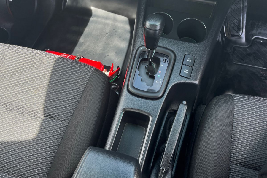 2019 Toyota HiLux TGN121R WorkMate Cab Chassis Image 17