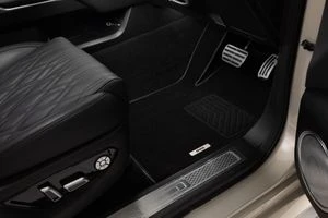 Tank 500 Carpet Floor Mats