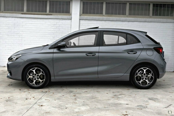 2024 MY24.5 MG MG3 ZP22 Essence Hybrid+ Hatch Image 5