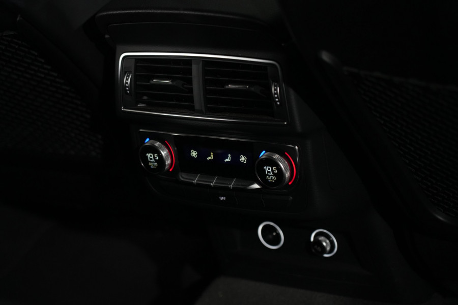 2018 Audi SQ7 TDI SUV Image 32