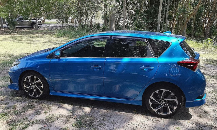 2017 Toyota Corolla ZRE182R ZR Hatch Image 8