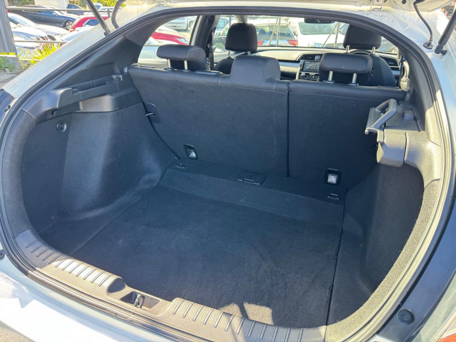 2018 Honda Civic 10th Gen VTi Hatch Image 25