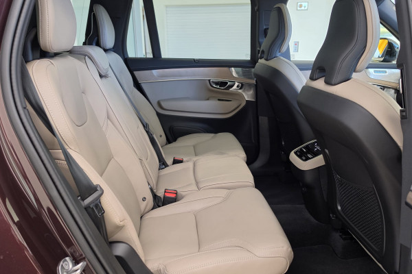 2025 MY26 Volvo XC90 L Series Ultra B5 Dark SUV Image 17
