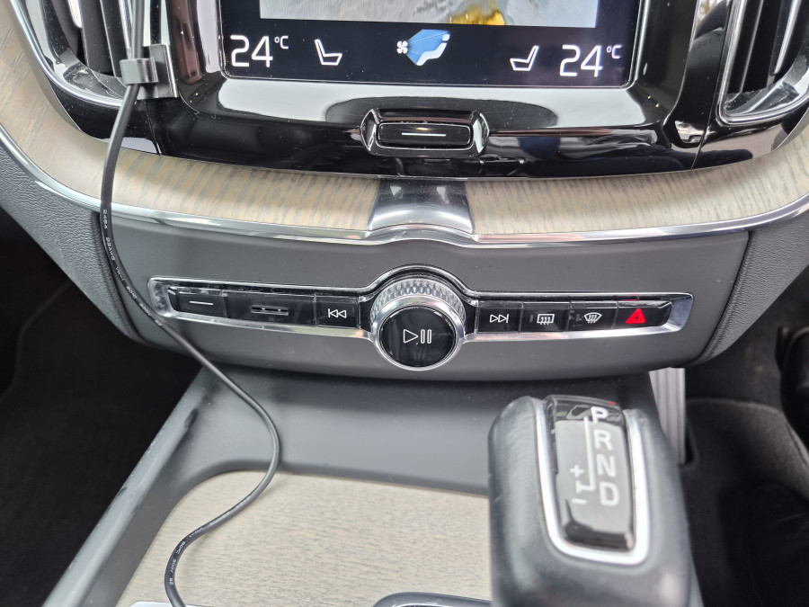 2018 Volvo XC60 UZ D4 Inscription SUV Image 15