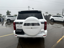 2024 GWM Tank 500 Ultra Hybrid SUV image 4