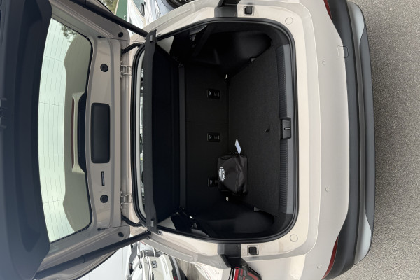 2025 MG MGS5 EV ZS3EM Essence 49 SUV Image 5