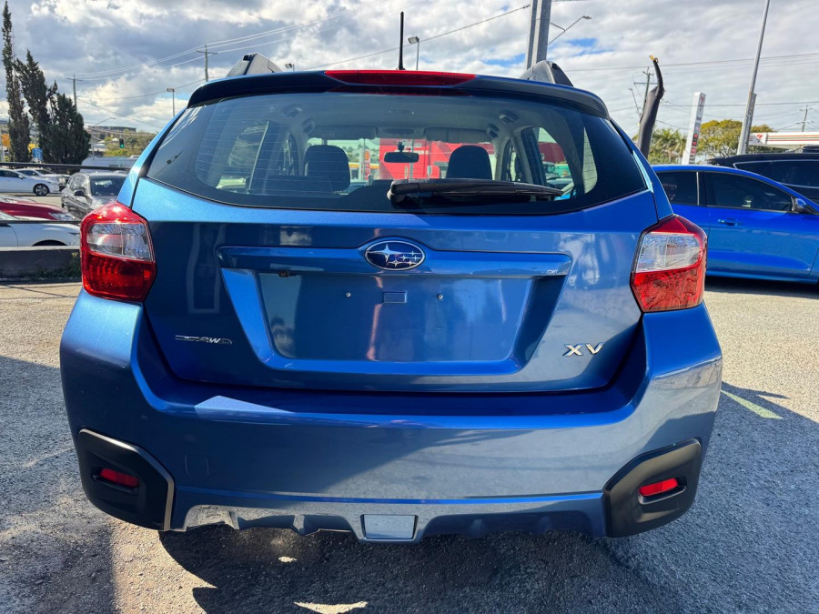 2015 Subaru XV G4-X 2.0i SUV Image 8
