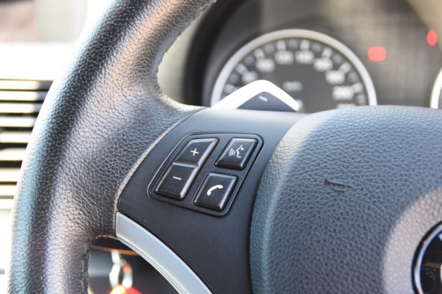 2012 MY11 BMW 125i E88 LCI MY0911 125i Convertible Image 11