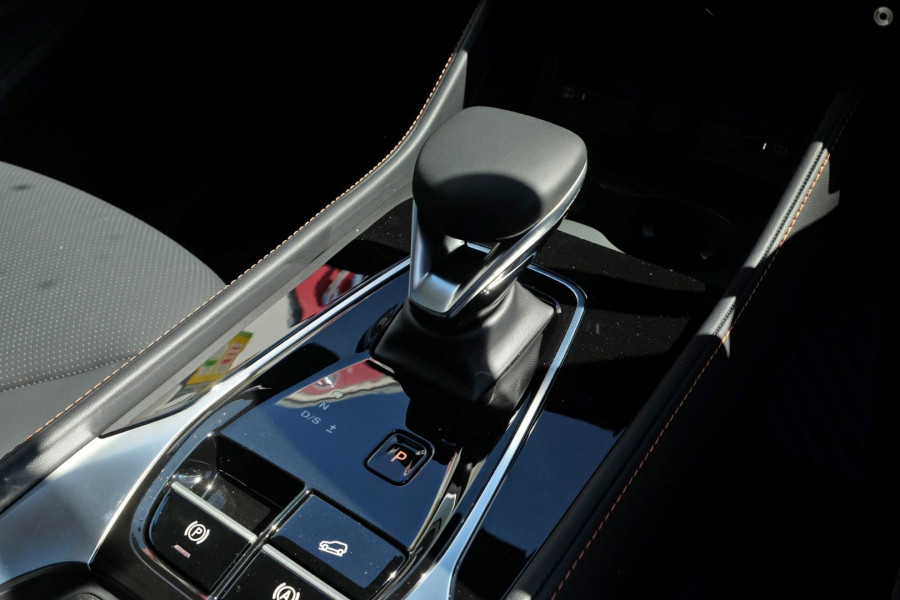 2026 MY25 MG HS AS33 Essence SUV Image 15