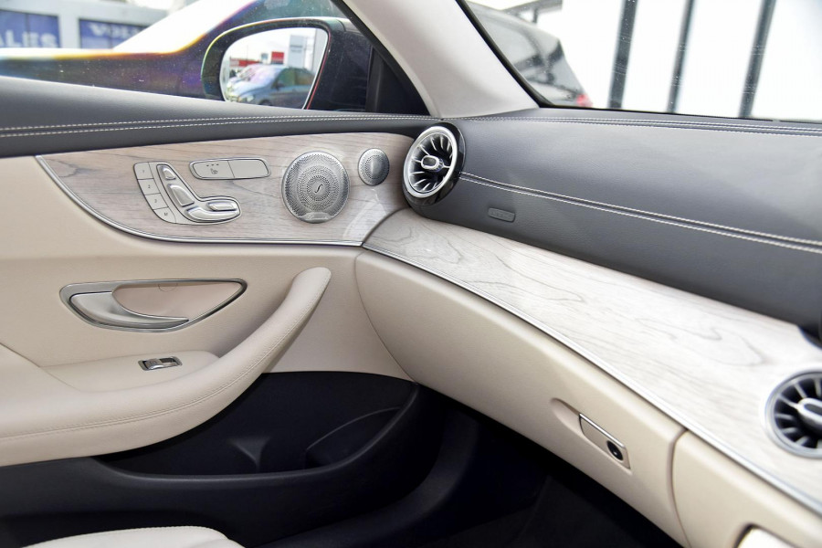 2020 Mercedes-Benz E-Class C238 E300 Coupe Image 18