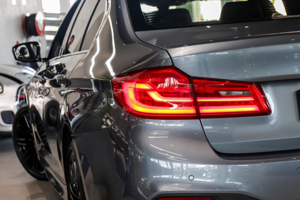 2019 BMW 5 Series G30 530i M Sport Sedan image 21