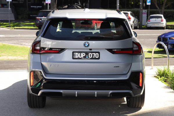 2025 BMW iX1 U11 xDrive30 M Sport SUV image 7