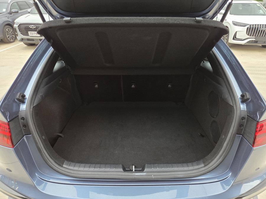 2019 MY20 Kia Cerato BD GT Hatch Image 11