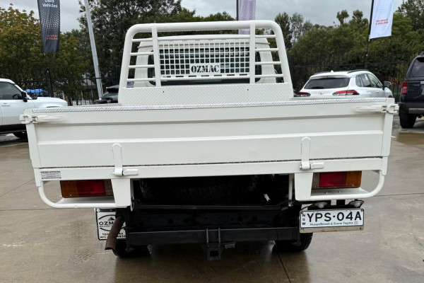 2017 Toyota LandCruiser VDJ76R GXL Cab Chassis Image 6