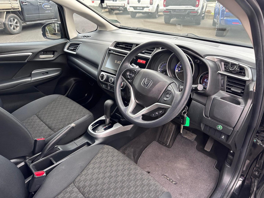 2015 Honda Jazz GF VTi Hatch Image 13