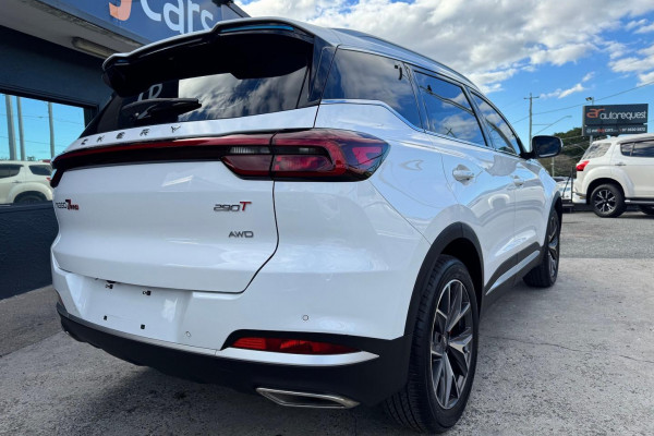 2023 Chery Tiggo 7 Pro T32 Ultimate AWD SUV Image 6