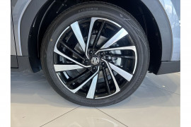 2025 MG ZS ZS32 Essence Hybrid+ SUV