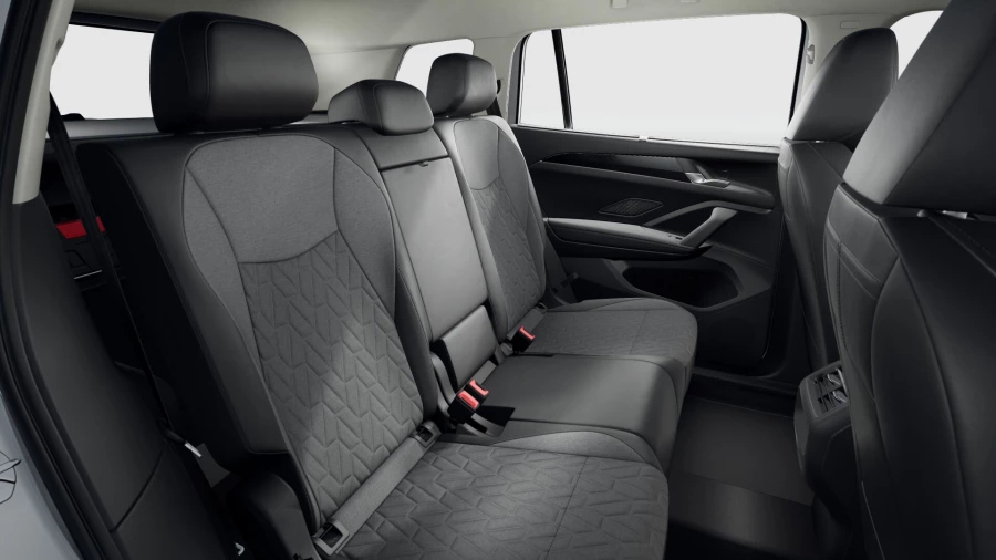 2025 MY26 Volkswagen Tayron R4 150TSI Life SUV Image 11