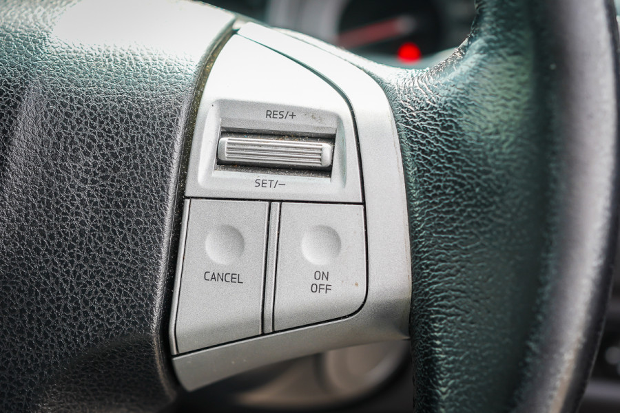 2015 Isuzu MU-X LS-T SUV Image 20