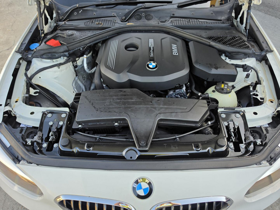 2016 BMW 1 Series F20 LCI 118i Sport Line Hatch Image 26