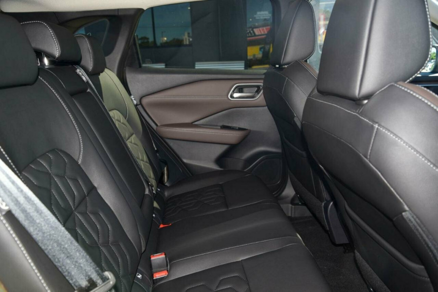 2024 MY25 Nissan QASHQAI J12 Ti SUV Image 9