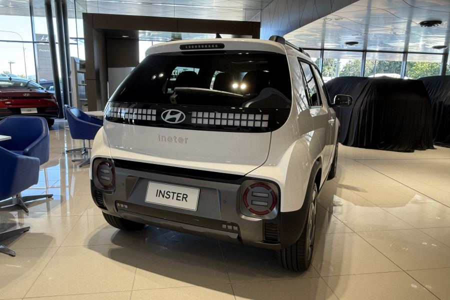 2025 Hyundai Inster  Cross SUV Image 25