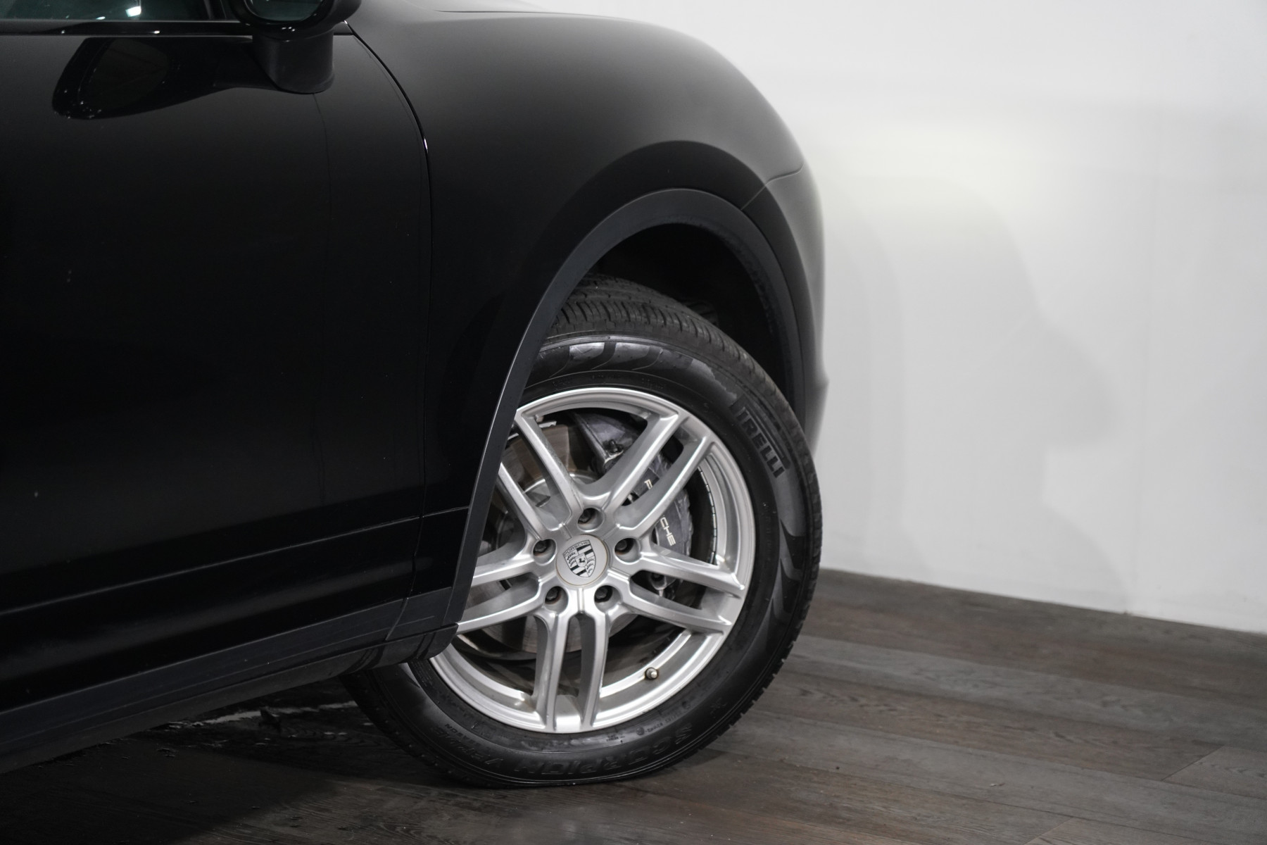 2016 Porsche Cayenne Diesel SUV Image 9