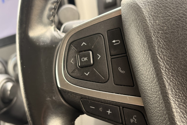 2021 Toyota HiAce GDH300R  Crew Van Image 21