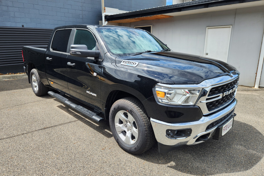 2023 Ram 1500 DT Big Horn Crew Cab Image 8