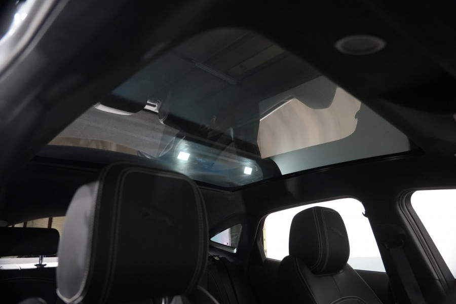 2021 Jaguar E-PACE P250 R-Dynamic SE SUV Image 21