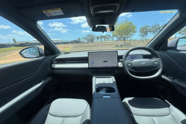 2026 XPeng G6  Standard Range SUV Image 12