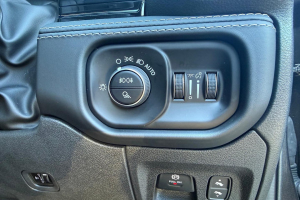 2026 Ram 1500 DT Rebel Hurricane SO Ute Image 12