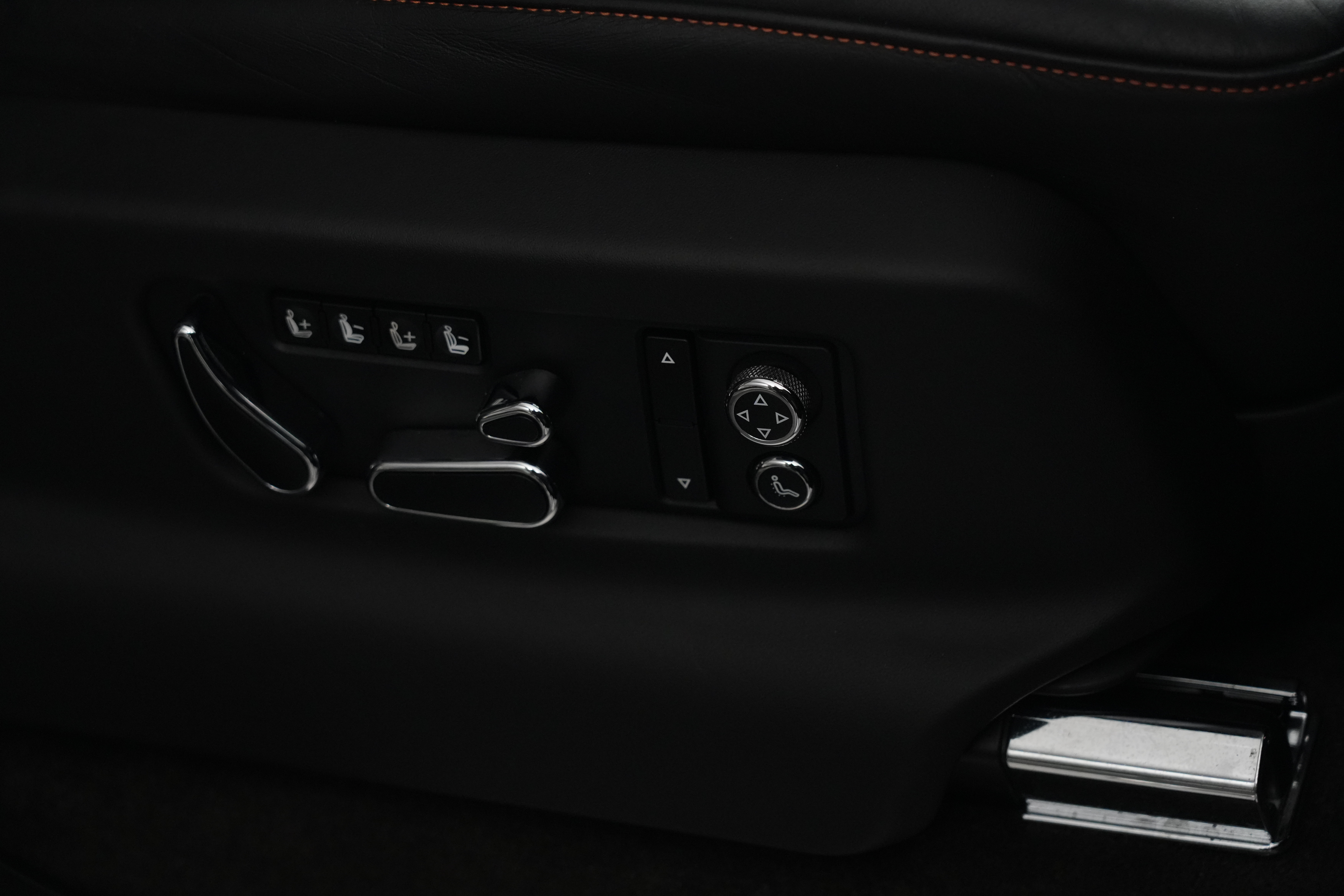 2020 Bentley Bentayga V8 SUV Image 45