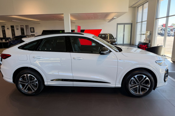 2025 Audi Q5 FY TFSI Sport SUV Image 2