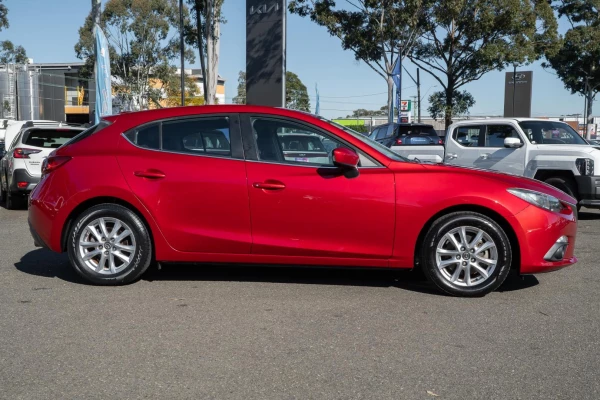 2015 Mazda 3 BM Series Maxx Sport Hatch Image 3