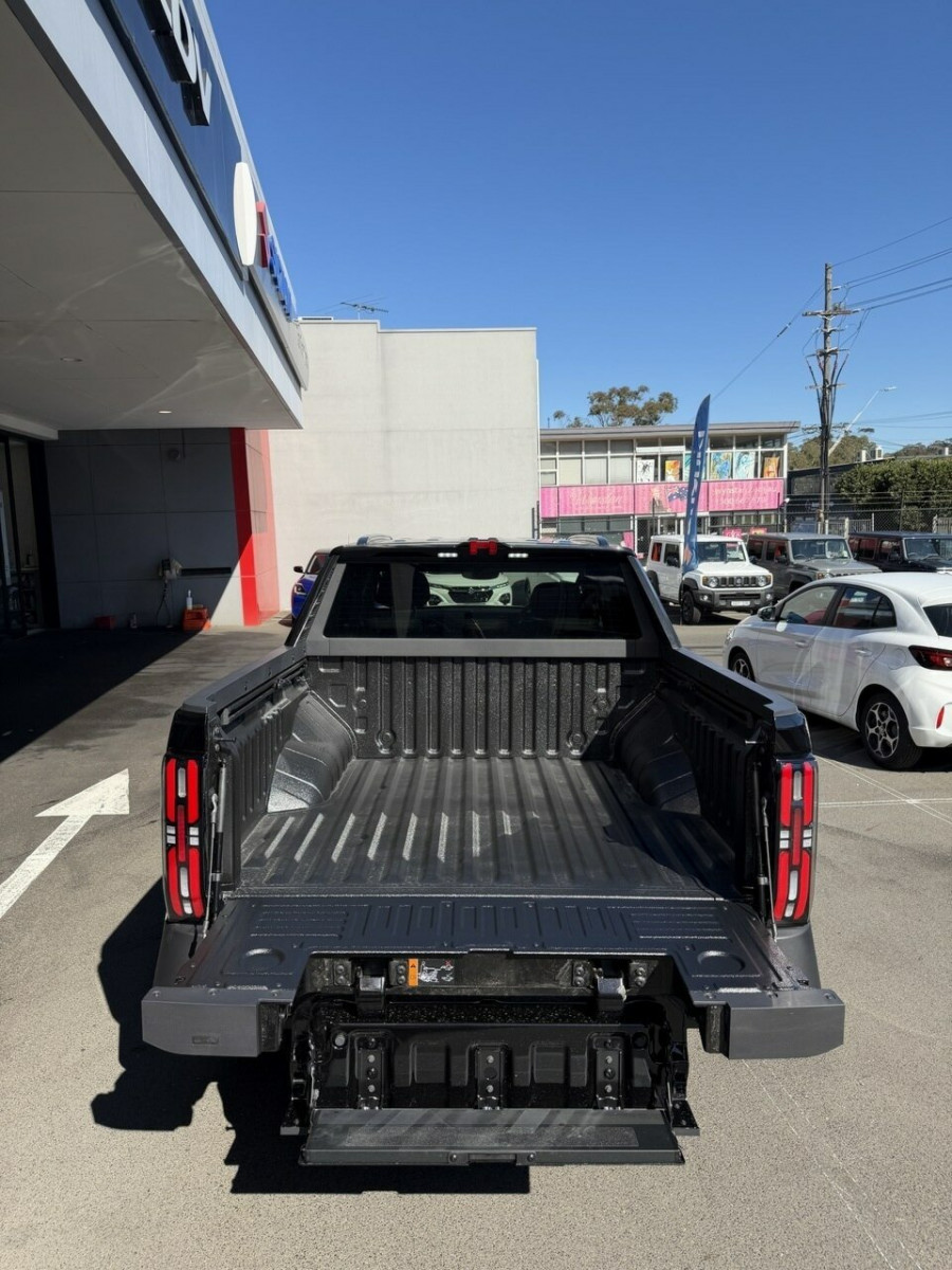 2026 MG U9 EKK1C Black Edition Ute Image 8